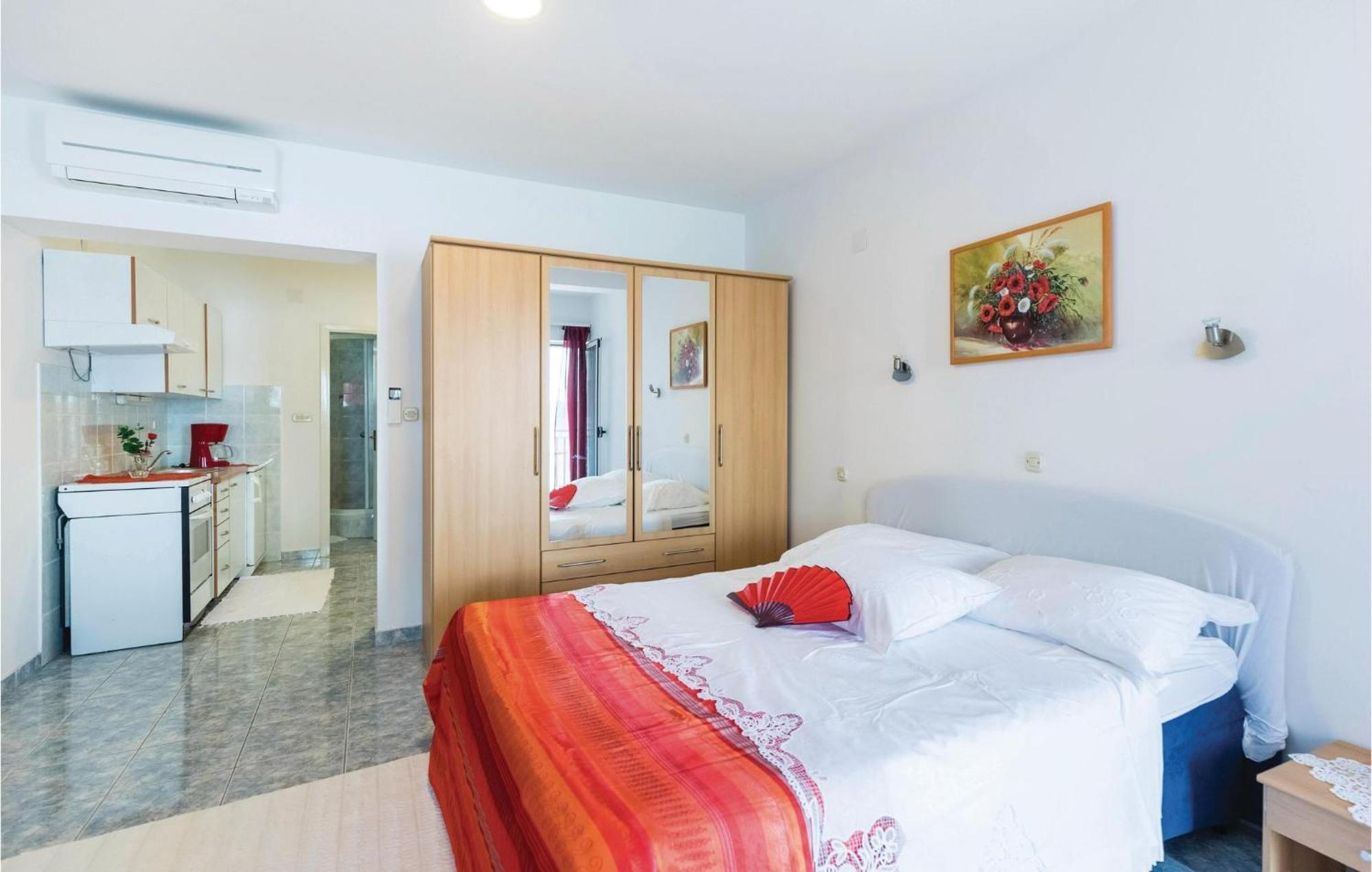 Awesome Apartment In Duba With Wifi Zewnętrze zdjęcie