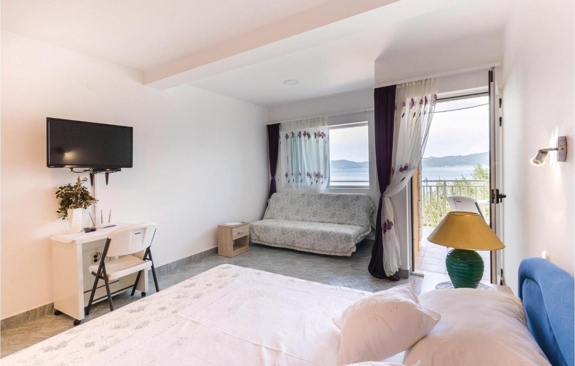 Awesome Apartment In Duba With Wifi Zewnętrze zdjęcie